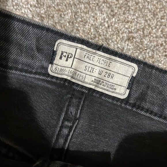 Free people size 28 regular black washed - Picture 2 of 7